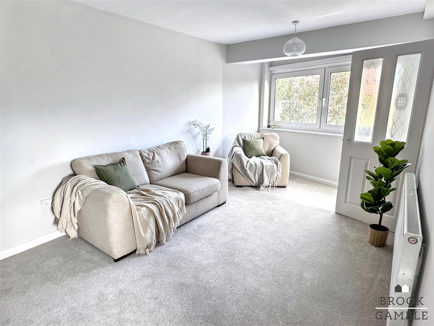 1 Bedroom Flat - Purpose Built. Buxton Road in Eastbourne,  4